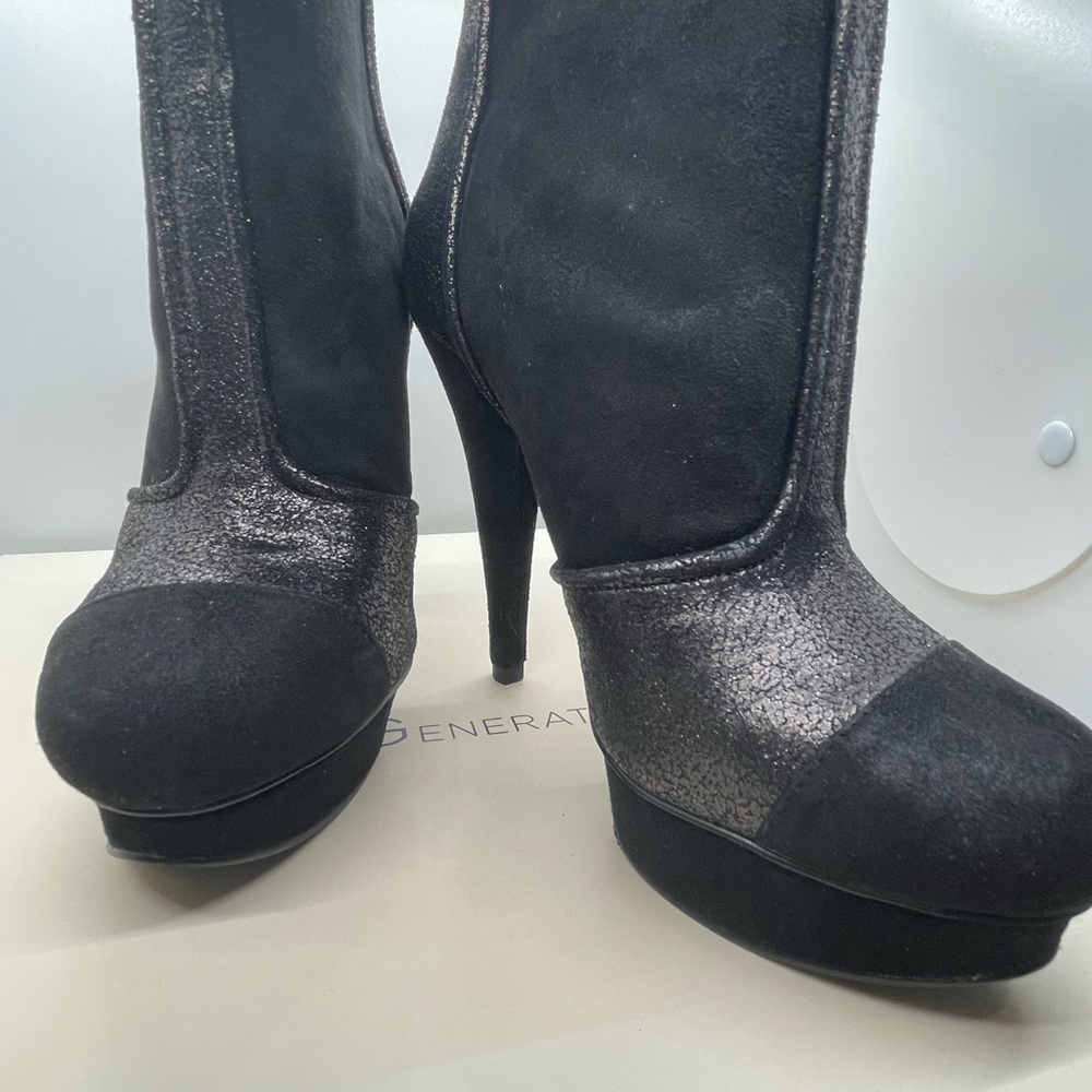 BCBGenteration Black Suede Ankle Boots